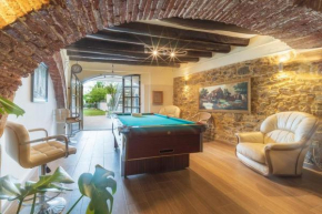 newly renovated Large villa with garden